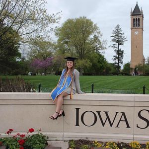 Meet your Posher, Nikki